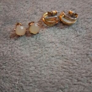 Elegant Gold and Jade Earrings Set